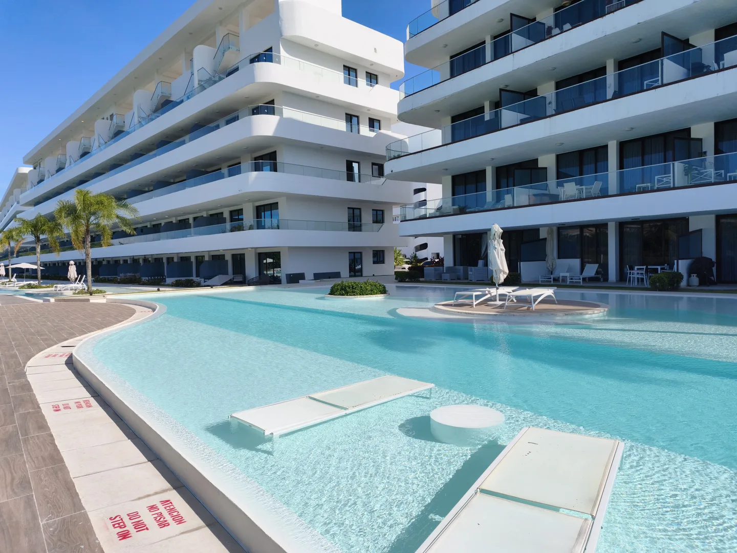 Cana Rock Star - Piscina 34